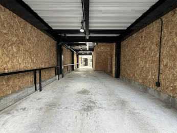 ���ԏ�@�V���b�^�[�t���̎Ԍɂł���2�䒓�ԉ\�����\�ǂ��炩������Ԃł��܂���