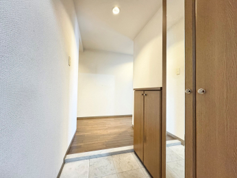 ���ց@���[�L�x�ȃV���[�Y�{�b�N�X��