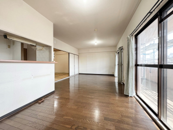 ���r���O�@������ŗz������ǍD�� �L����ԂŉƑ����Ԃ�L�Ӌ`�ɂ��߂������������܂���