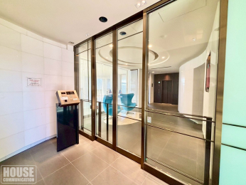 �G���g�����X�@��TV���j�^�[�t���C���^�[�t�H���E�I�[�g���b�N�E�h�ƃJ�����E��z�{�b�N�X����A���S�̃Z�L�����e�B