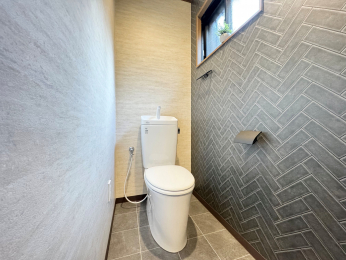 �g�C���@�g�C���V�����i1�K�j