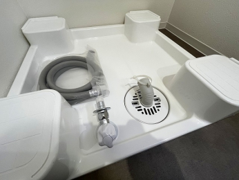 ���ʑ�E���ʏ��@����p���V��