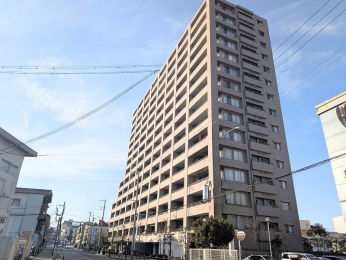 ���n�O�ώʐ^�@�����Q�Q�N���z�̒z��}���V�����ł���