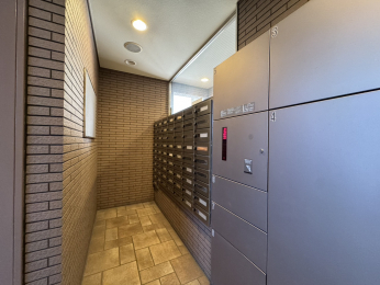 ���̑����p���@�s�ݎ��ɂ��ו����󂯎��ĕ֗��ȑ�z�{�b�N�X��