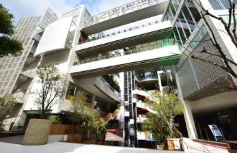 ���ӊ��@�S�֋��r�b�O�X�e�b�v�@��819��