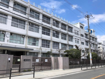 ���ӊ��@���쒆�w�Z�܂Ŗ�1083m