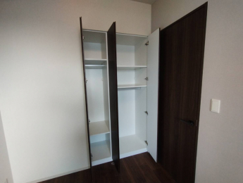 ���[�@���ׂĂ̋����ɃN���[�[�b�g���t���Ă��܂�