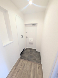 ���ց@�V���[�Y�N���[�[�b�g���V�݂��܂�����