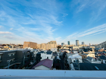 �Z�˂���̒��]�ʐ^�@-