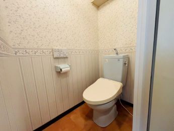 �g�C���@�G�߂��킸�N�Ԃ�ʂ��ĉ��K�ɂ��g�������鉷�����֍��t�g�C�������ł���