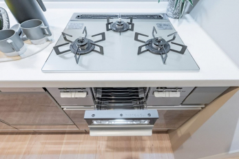 �L�b�`���@��3���K�X�R�����̃V�X�e���L�b�`���ł�