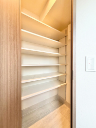 ���[�@���V���[�Y�C���N���[�[�b�g�������A�C�͂������̎��A��̃S���t�o�b�N�Ȃǂ��y�X���[�ł��܂�