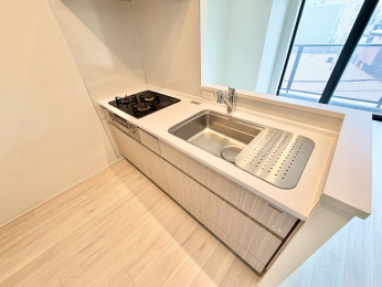 �L�b�`���@���_�C�j���O�����n���A���Ƒ��Ƃ̉�b���y���߂�I�[�v���J�E���^�[�L�b�`���ł�