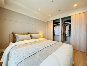 �Q���@���Ƌ�̔z�u�����R���݁�C���e���A���y���݂Ȃ��炨�߂������������܂�