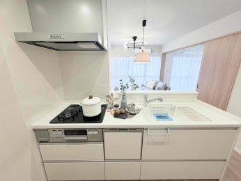 �L�b�`���@�V�X�e���L�b�`����V�����܂����B�H��􂢊����@���t���Ă���܂���