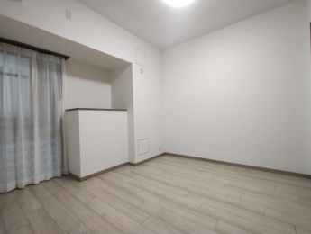 ���r���O�ȊO�̋����@���m����6.1���ł��B�֗��ȃJ�E���^�[�t���I�i2024�N10�������̎ʐ^�ƂȂ�܂��j