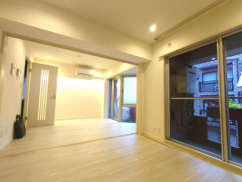 ���r���O�ȊO�̋����@�m���ƃ��r���O �����O�̗l�q