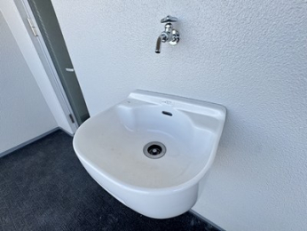 ���[�@�e�����Ɏ��[����������Ă���܂�