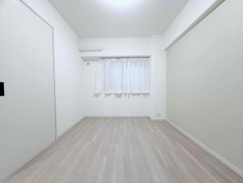 ���r���O�ȊO�̋����@��6���̗m���ł��B�傫�ȃN���[�[�b�g���t���Ă���܂��B