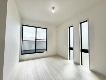 �m���@�m����7.0���B���F��̂������̓R�[�f�B�l�[�g���y���߂܂���