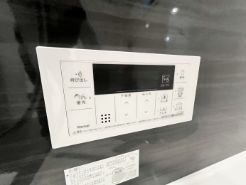 ���d�l�ʐ^(�����j�@���Ƒ��l�̓����̃^�C�~���O������Ă����S�̒ǂ������@�\�I