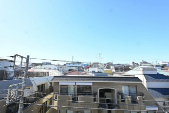 �Z�˂���̒��]�ʐ^�@-