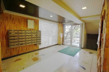 �G���g�����X�@���G���g�����X