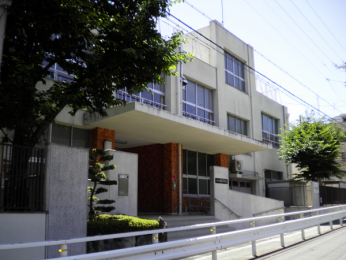 �@�c�㏬�w�Z�܂œk����5��