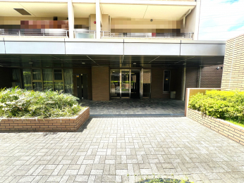 �G���g�����X�@�I�[�g���b�N�t���}���V�����I