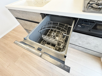 ���d�l�ʐ^(�L�b�`���j�@�Ǝ��̎��ԒZ�k�ɁA�H����@�t��