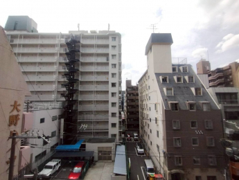 �Z�˂���̒��]�ʐ^�@-