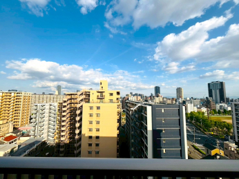 �Z�˂���̒��]�ʐ^�@-