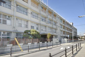 ���ӊ��@��a�쒆�w�Z�܂Ŗ�800��