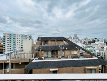 �Z�˂���̒��]�ʐ^�@-