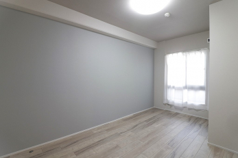 �@-