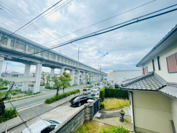 �Z�˂���̒��]�ʐ^�@-