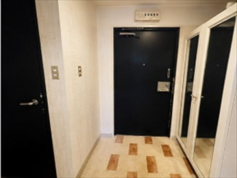 ���ց@-