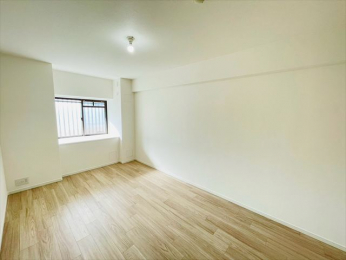 �m���@���m����6.9��