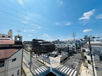 �Z�˂���̒��]�ʐ^�@-